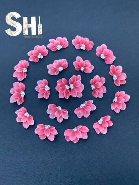 3-D Hawaiian Handcrafted Flowers Shi Professional